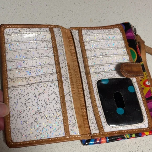 Consuela Colorful Women's Clutch Wallet - Picture 3 of 3